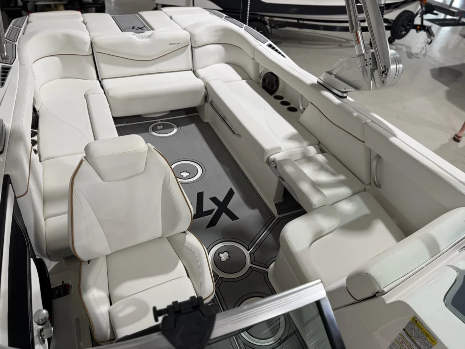 2019 MasterCraft XT25