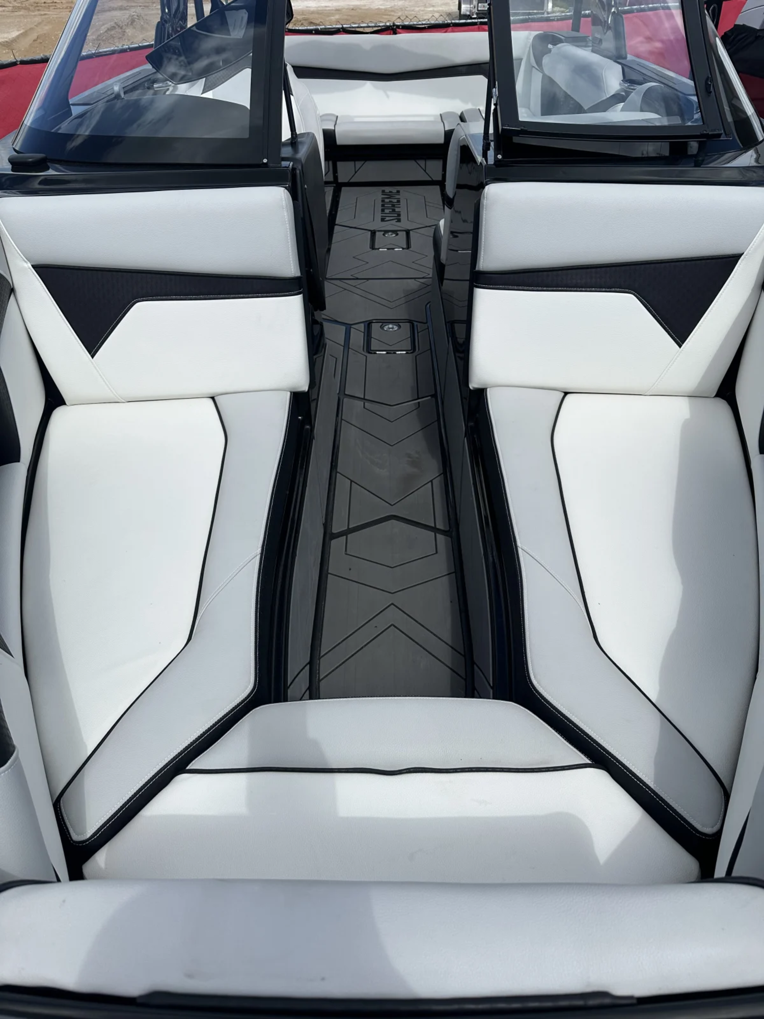 2023 Supreme S240