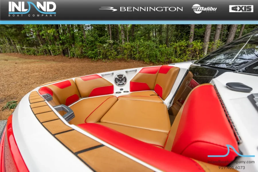 2020-malibu-wakesetter-22-lsv-131116-image2_172108.webp