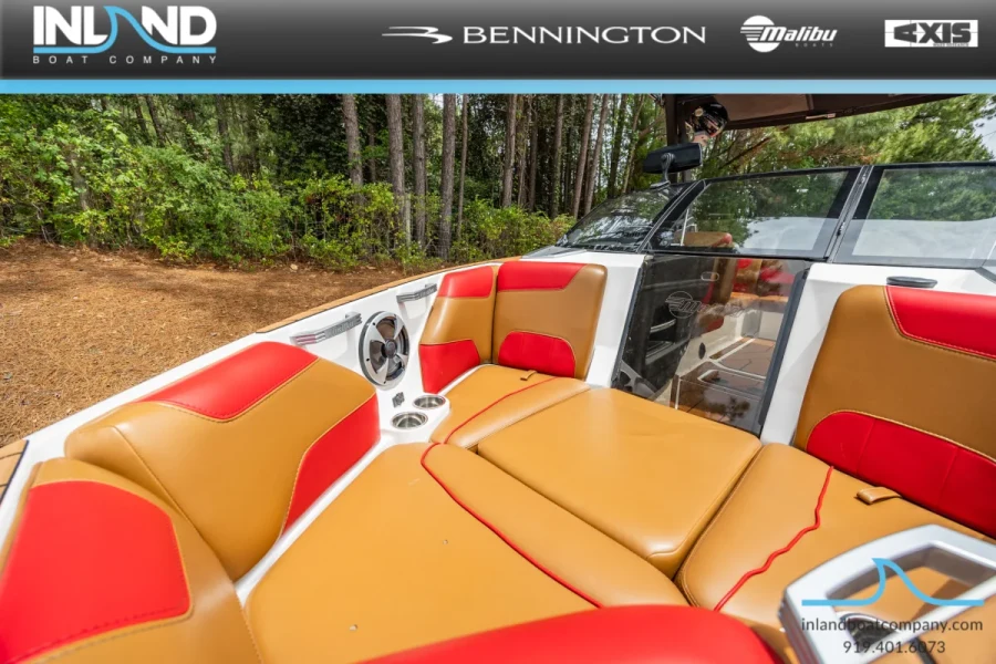 2020-malibu-wakesetter-22-lsv-131116-image3_172108.webp