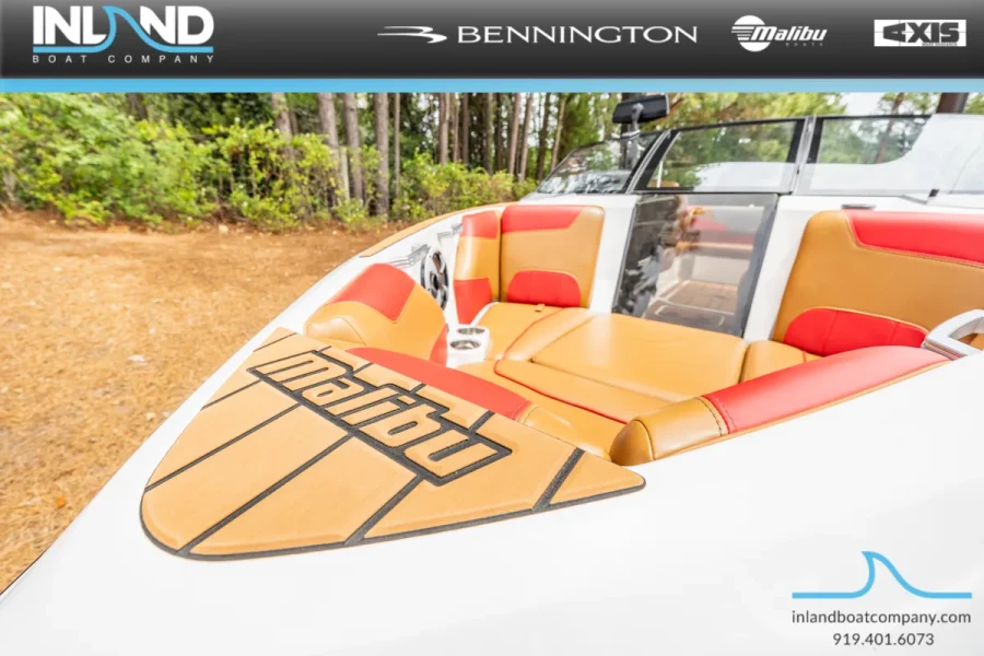 2020-malibu-wakesetter-22-lsv-131116-image4_172109.webp