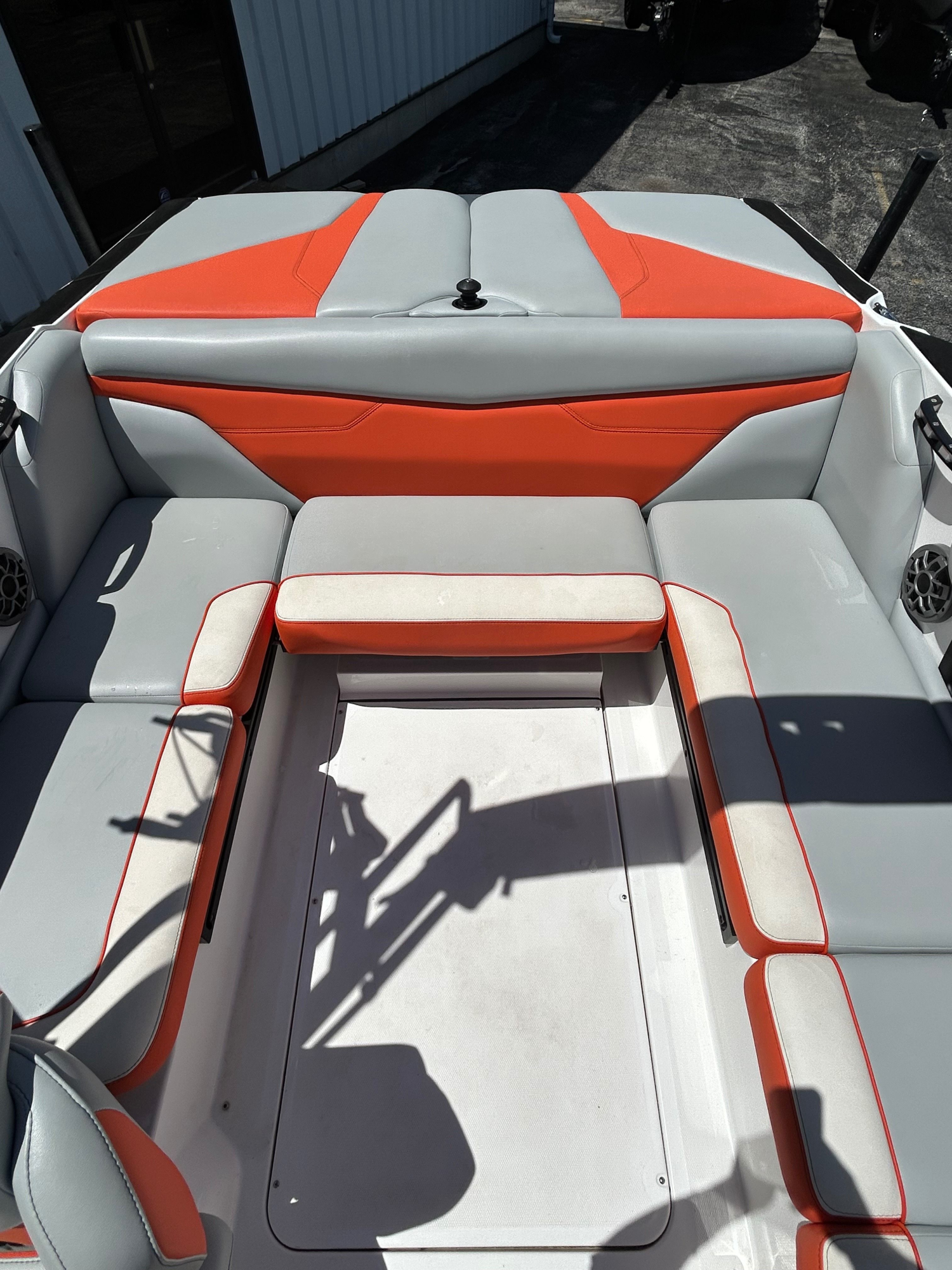 2020 Axis A22
