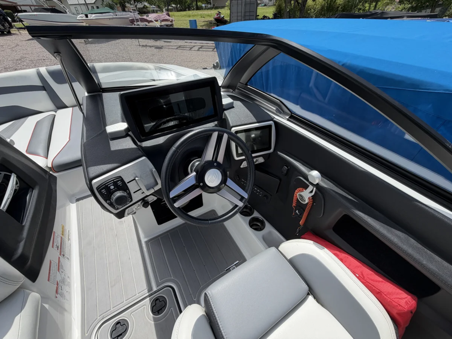 2019 Malibu Boats Wakesetter 24 MXZ