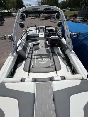 2019 Malibu Boats Wakesetter 24 MXZ for sale in Kingston, Oklahoma