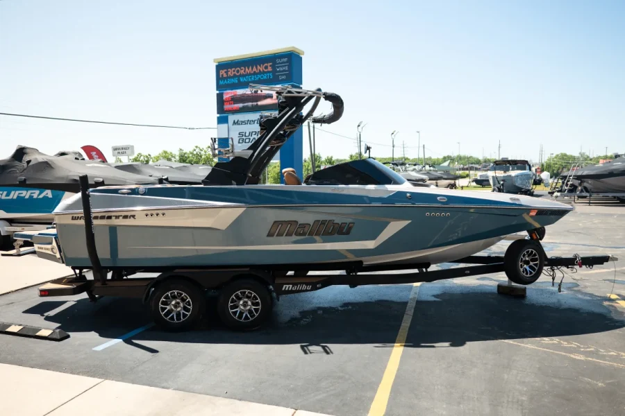 2022 Malibu Boats Wakesetter 23 MXZ for sale in OSAGE BEACH, Missouri