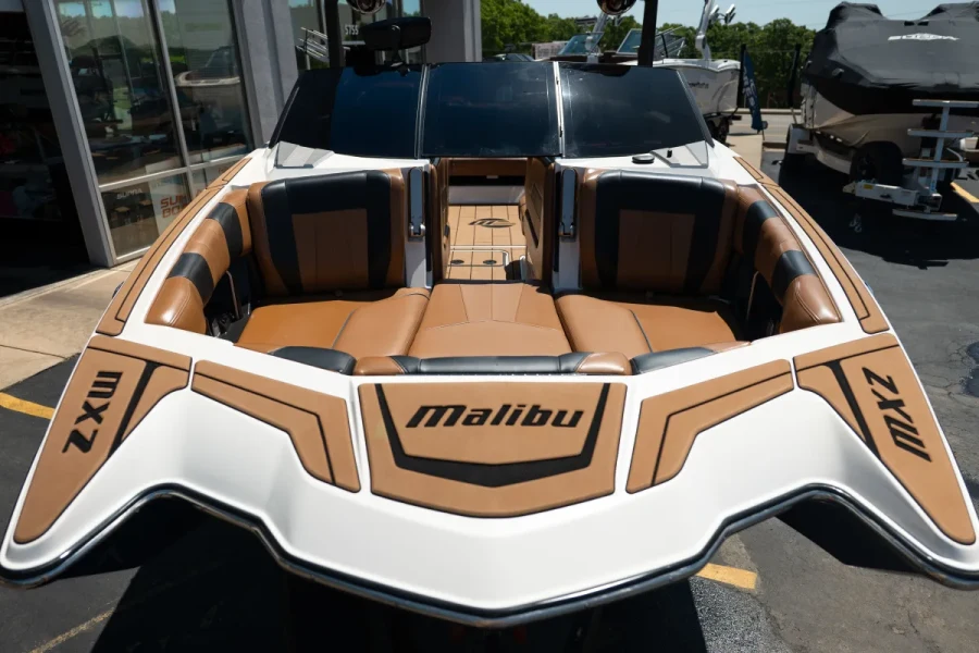2022 Malibu Boats Wakesetter 23 MXZ for sale in OSAGE BEACH, Missouri