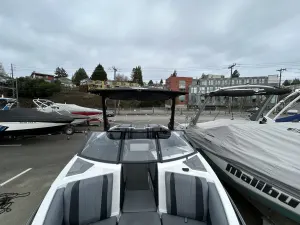 2025-malibu-wakesetter-22-lsv-131171-image15