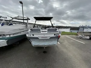 2025-malibu-wakesetter-22-lsv-131171-image6