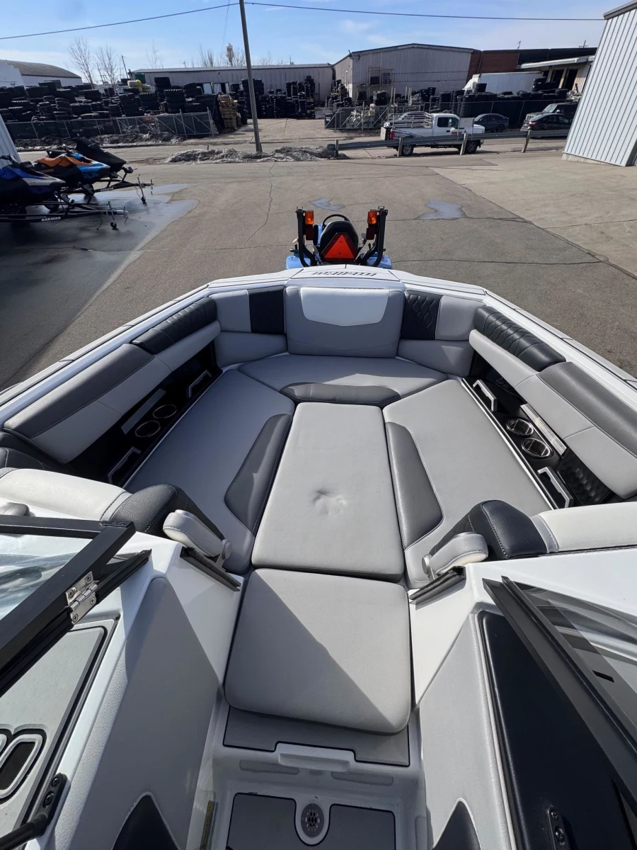 2022 Malibu Boats M220 for sale in , 