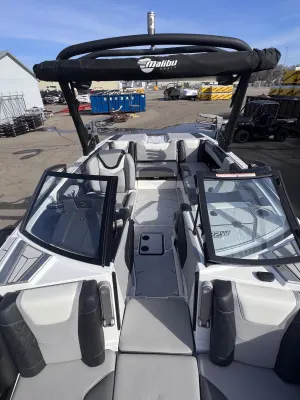 2022 Malibu Boats M220 for sale in , 
