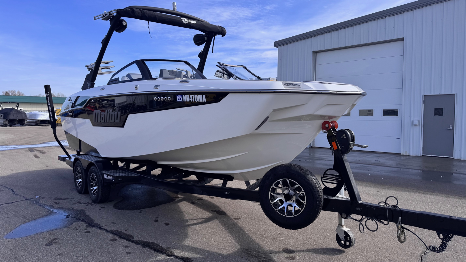 2022 Malibu Boats M220