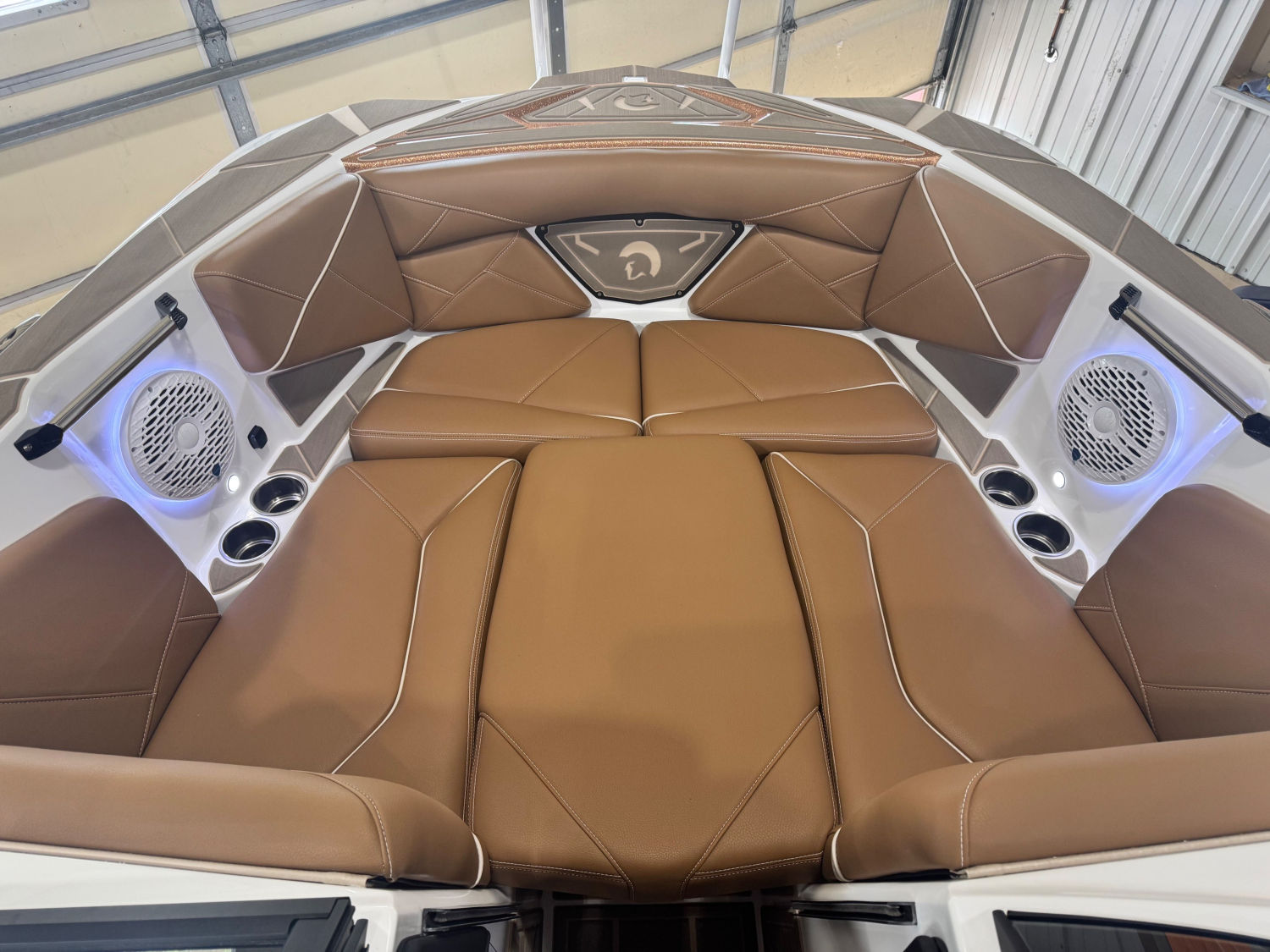 2026 Centurion NV243