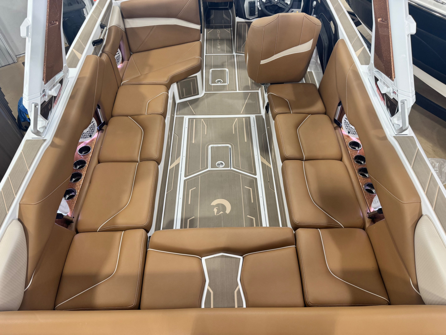 2026 Centurion NV243
