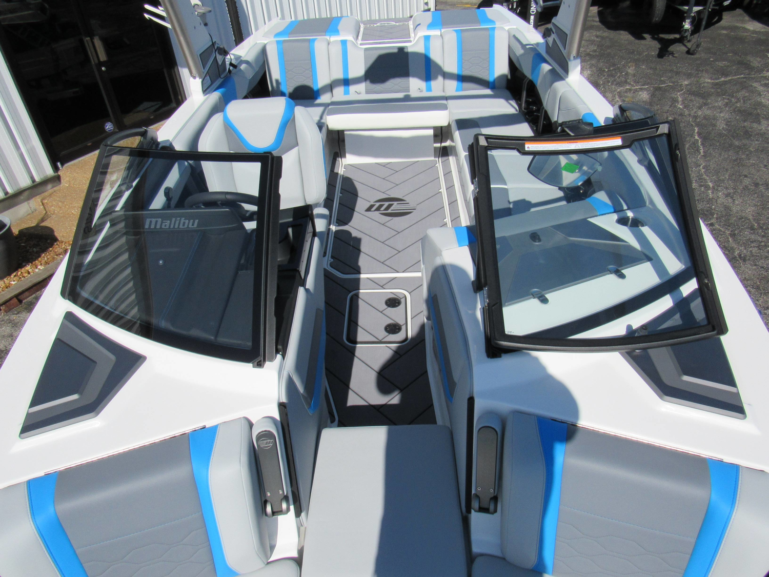 2026 Malibu Wakesetter 23LSV