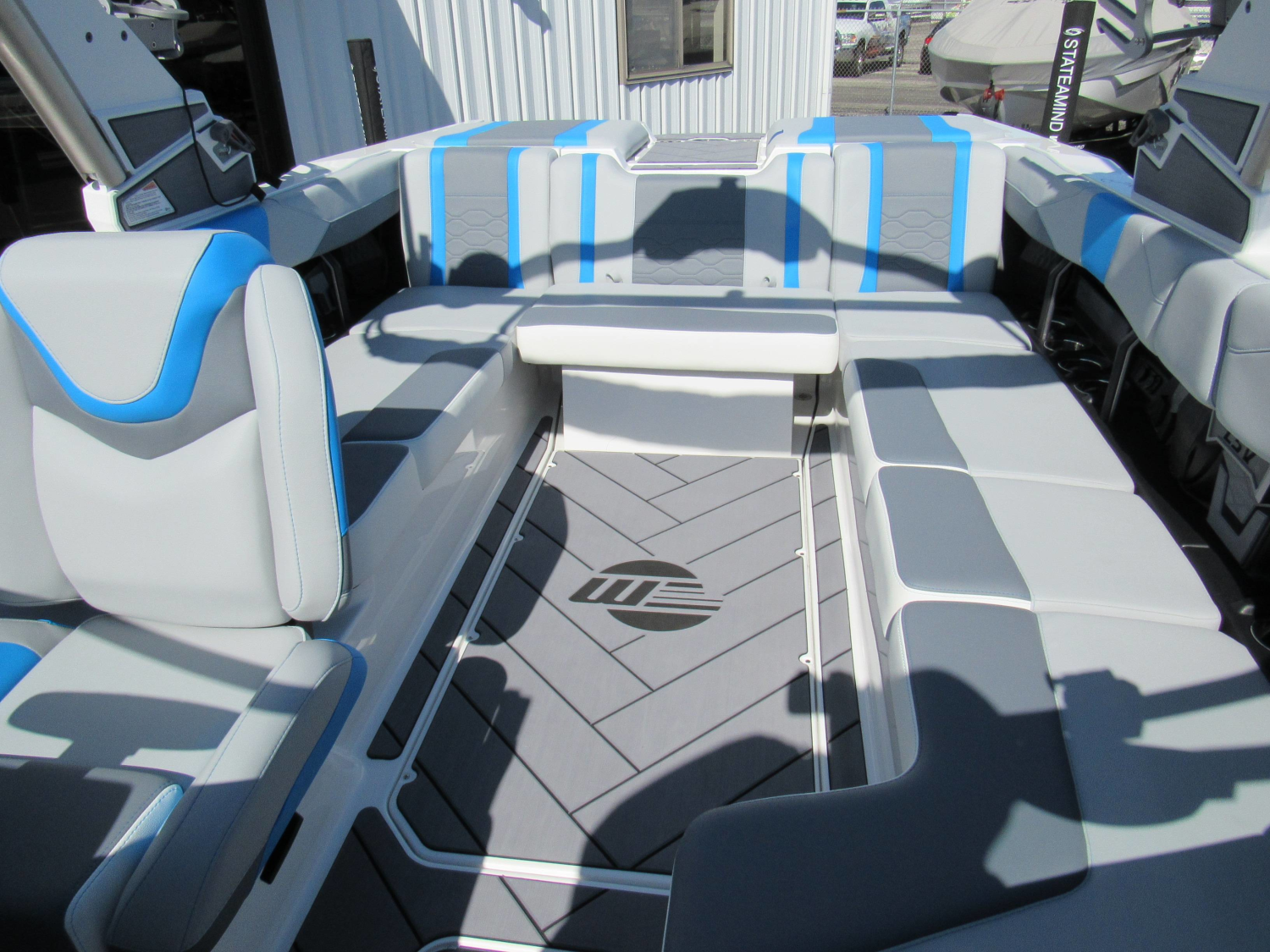 2026 Malibu Wakesetter 23LSV