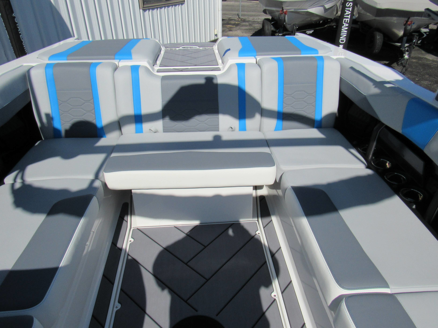 2026 Malibu Wakesetter 23LSV