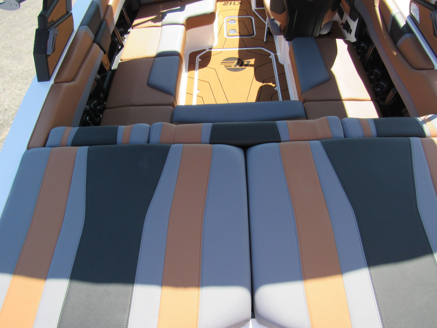 2026 Malibu Wakesetter 21LX