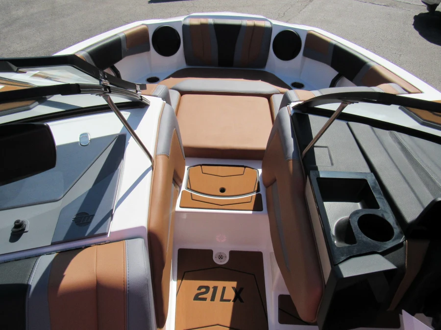 2026 Malibu Boats 21 LX for sale in Hazelwood, Missouri