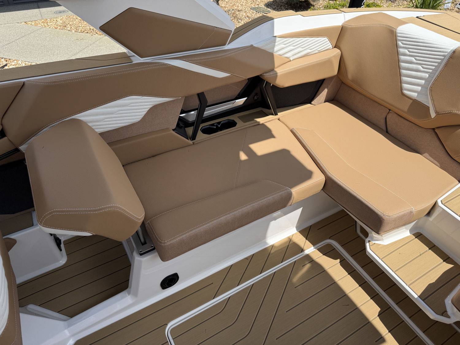 2027 MasterCraft X23