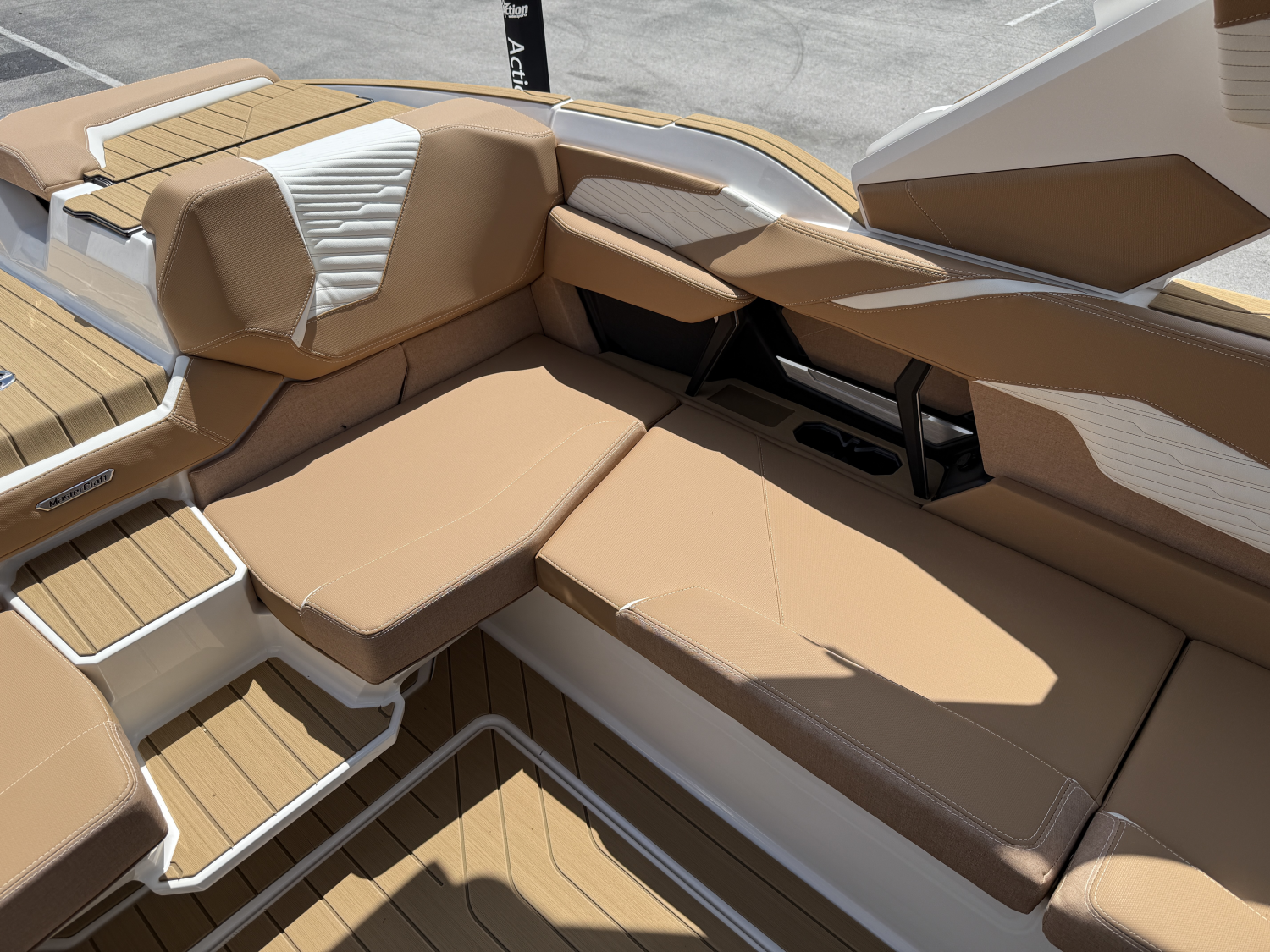 2027 MasterCraft X23