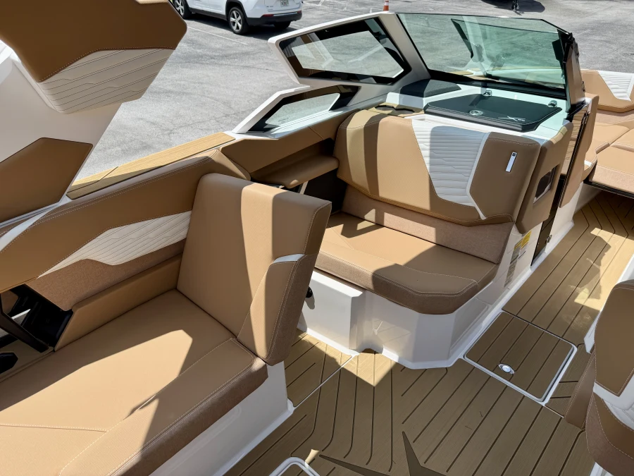 2027 Mastercraft Boats X23 for sale in Polk City, Florida