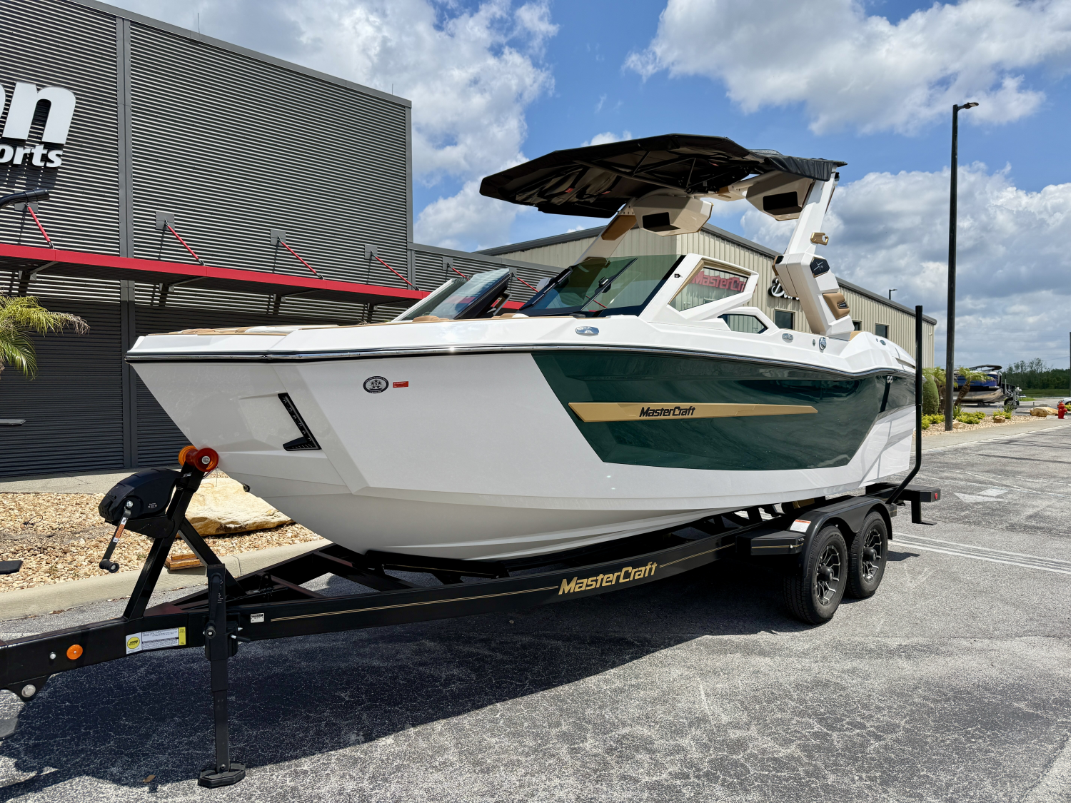 2027 MasterCraft X23