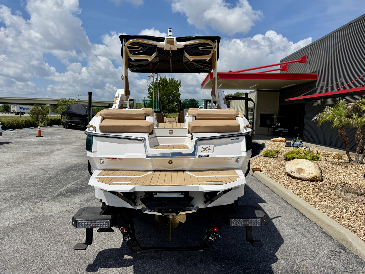 2027 MasterCraft X23