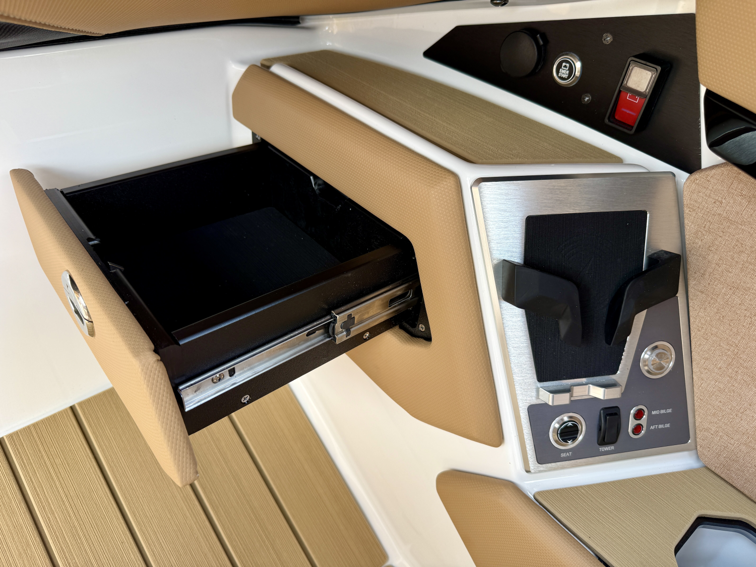 2027 MasterCraft X23