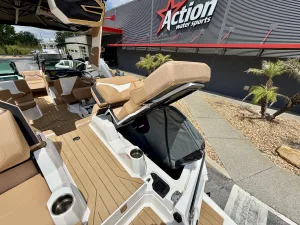 2027-mastercraft-x23-137145-image30