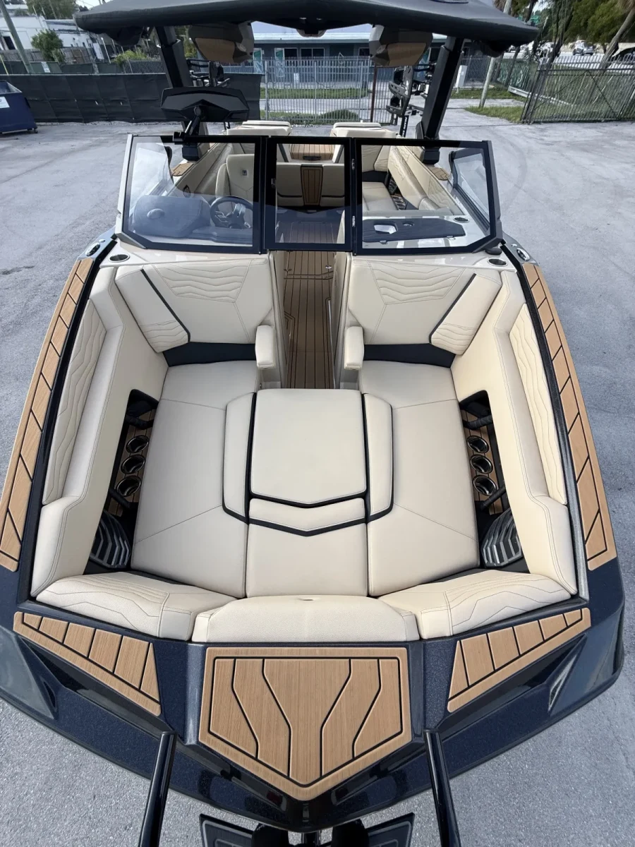 2026-nautique-g25-127720-image6.webp_153151
