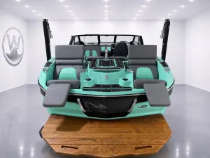 2022-mastercraft-x22-137834-image7.webp
