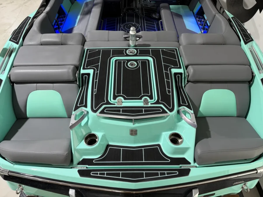 2022-mastercraft-x22-137834-image8.webp