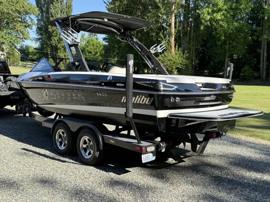 2021-malibu-wakesetter-vlx-137846-image1.webp