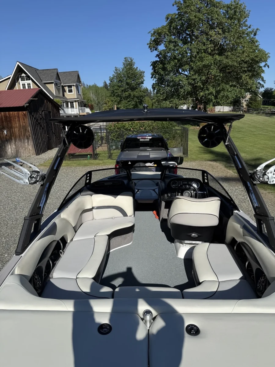 2021-malibu-wakesetter-vlx-137846-image9.webp