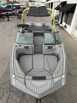 2017-nautique-gs22-137854-image7.webp