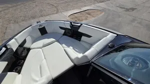 2023-mastercraft-xt23-137855-image8.webp