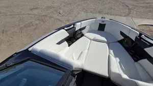 2023-mastercraft-xt23-137855-image9.webp