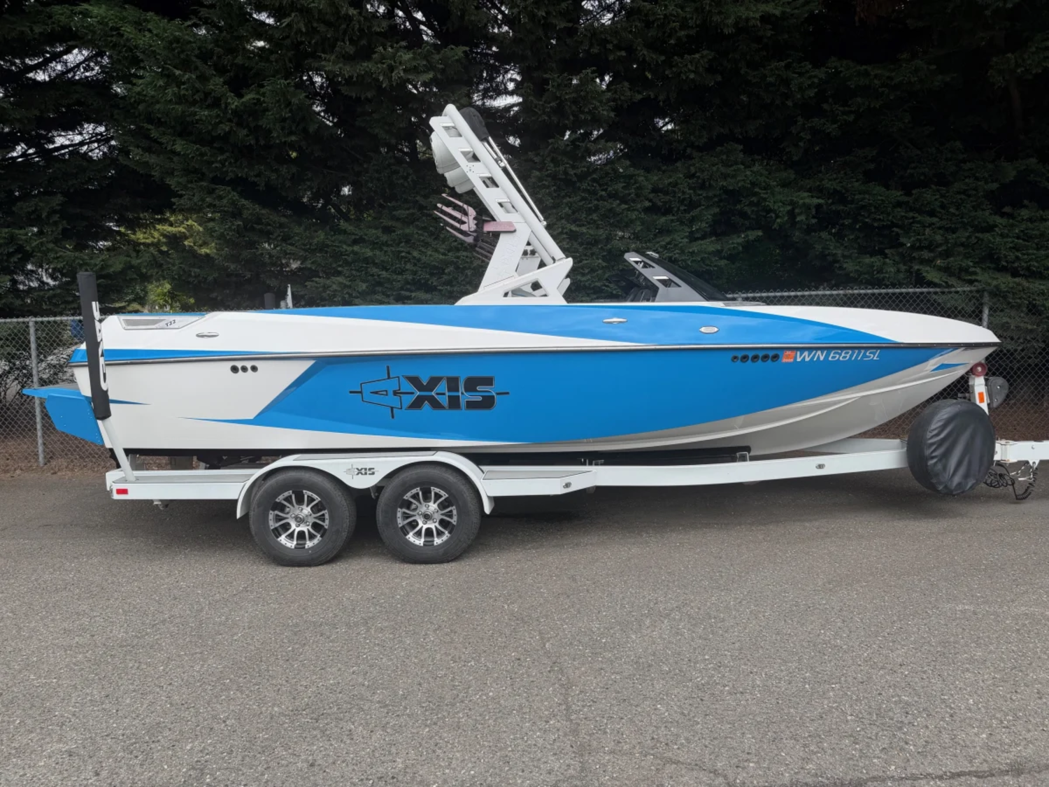 2017 Axis T22