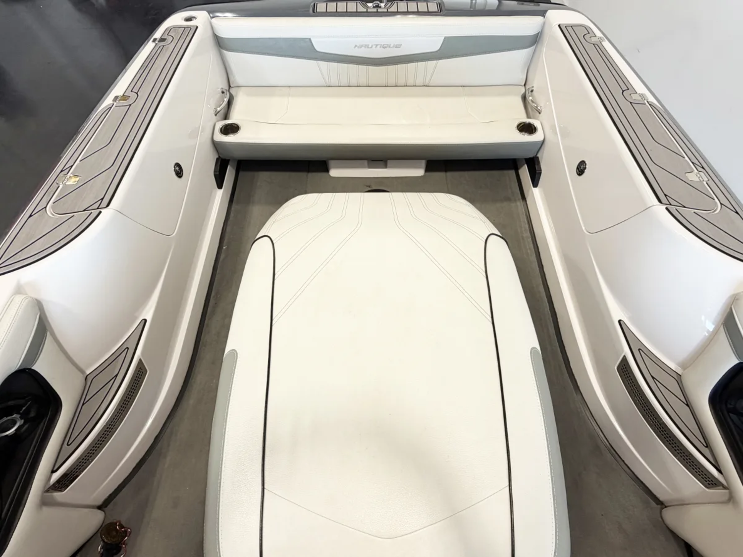 2014 Nautique Ski 200 Open Bow