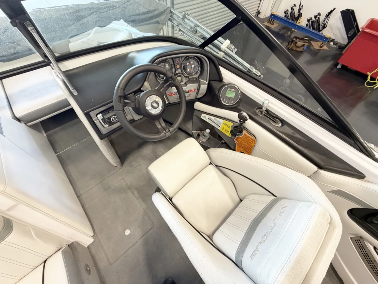2014 Nautique Ski 200 Open Bow