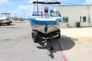 2026-malibu-wakesetter-22-lsv-138505-image2.webp