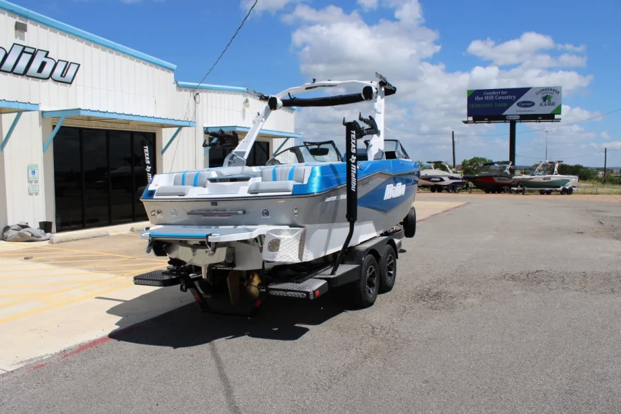 2026-malibu-wakesetter-22-lsv-138505-image6.webp