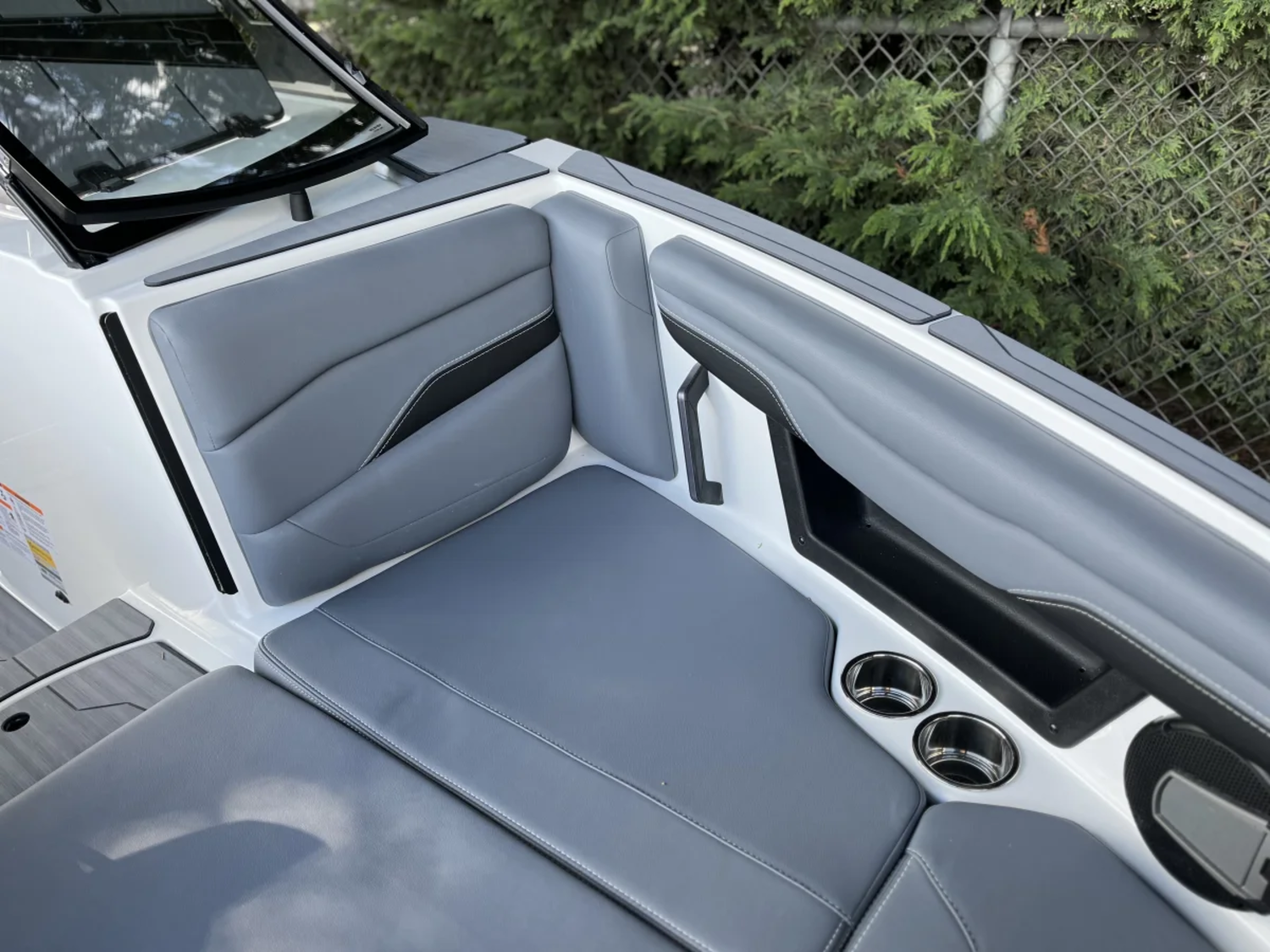 2026 AXIS T220