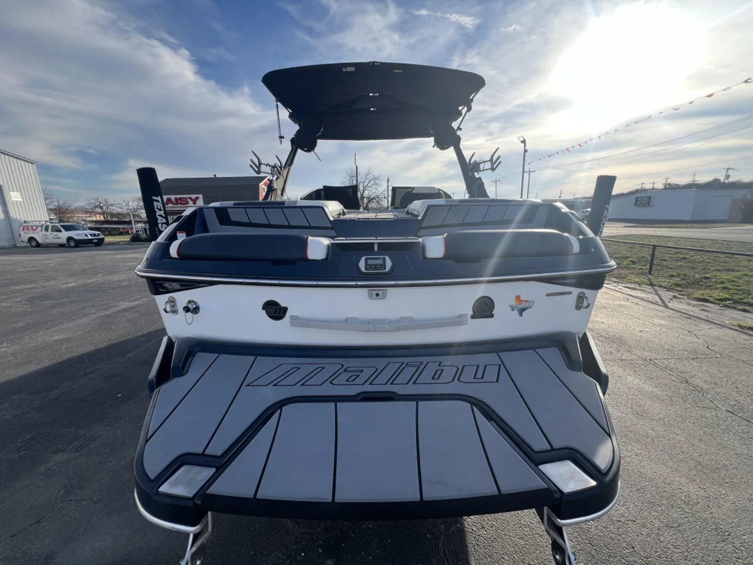 2022 Malibu Boats Wakesetter 23 MXZ