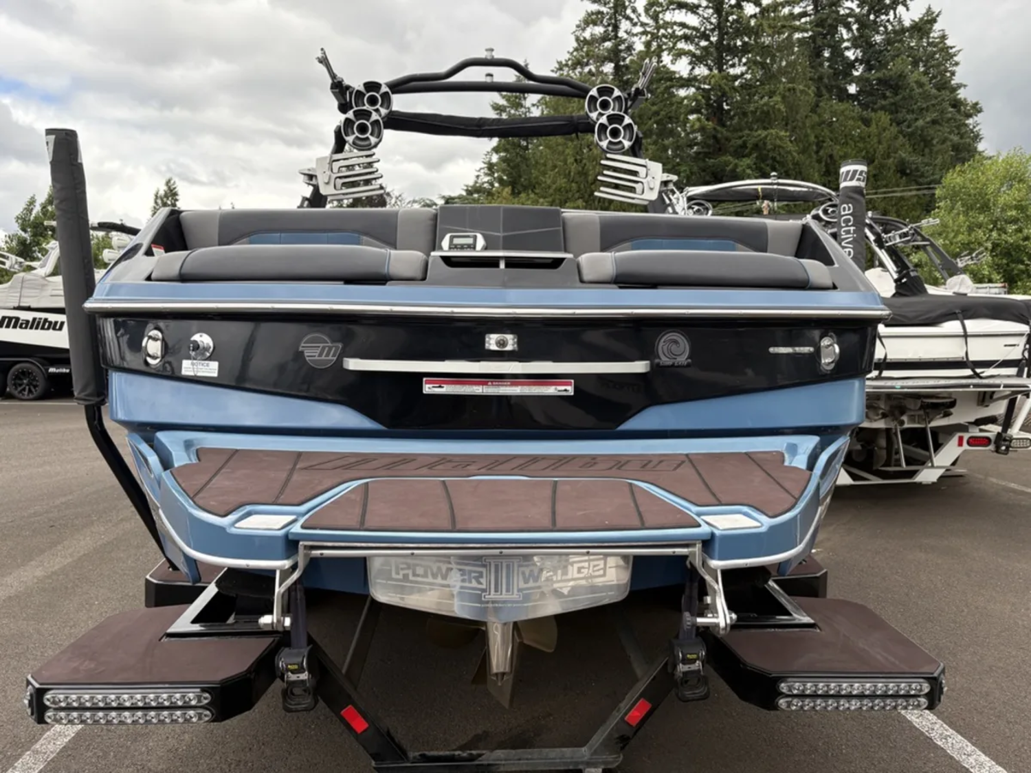 2021 Malibu 25LSV