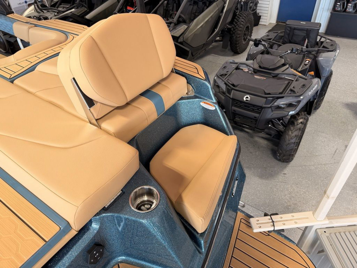 2026 Mastercraft XT22T