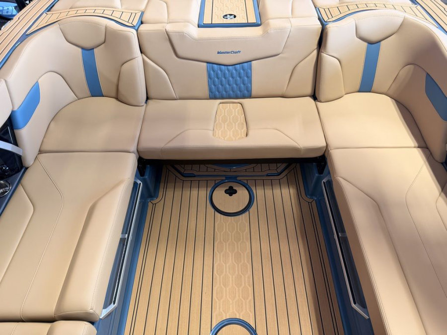 2026-mastercraft-xt22t-138560-image16
