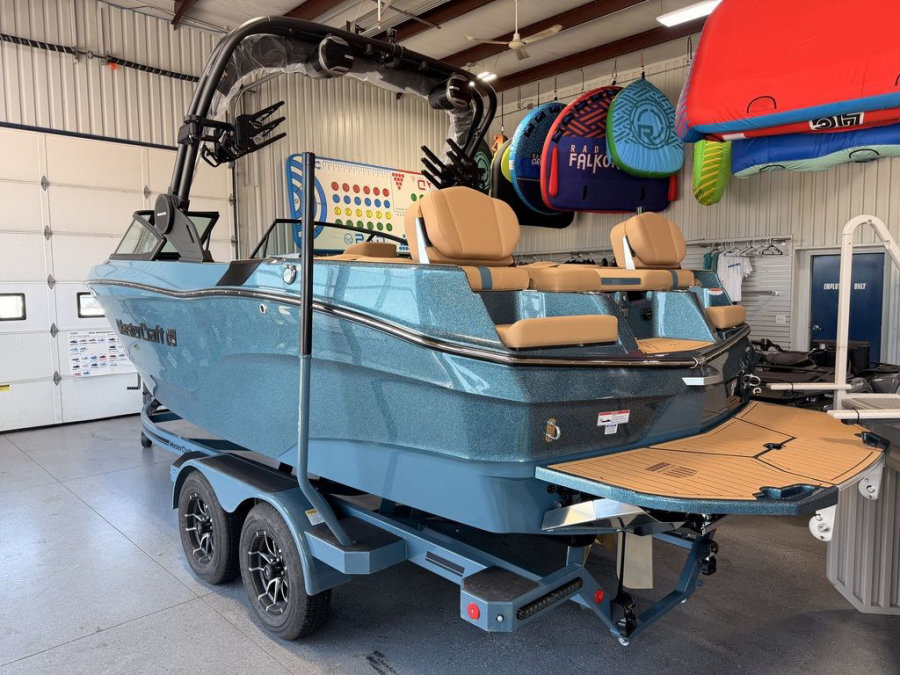 2026-mastercraft-xt22t-138560-image2