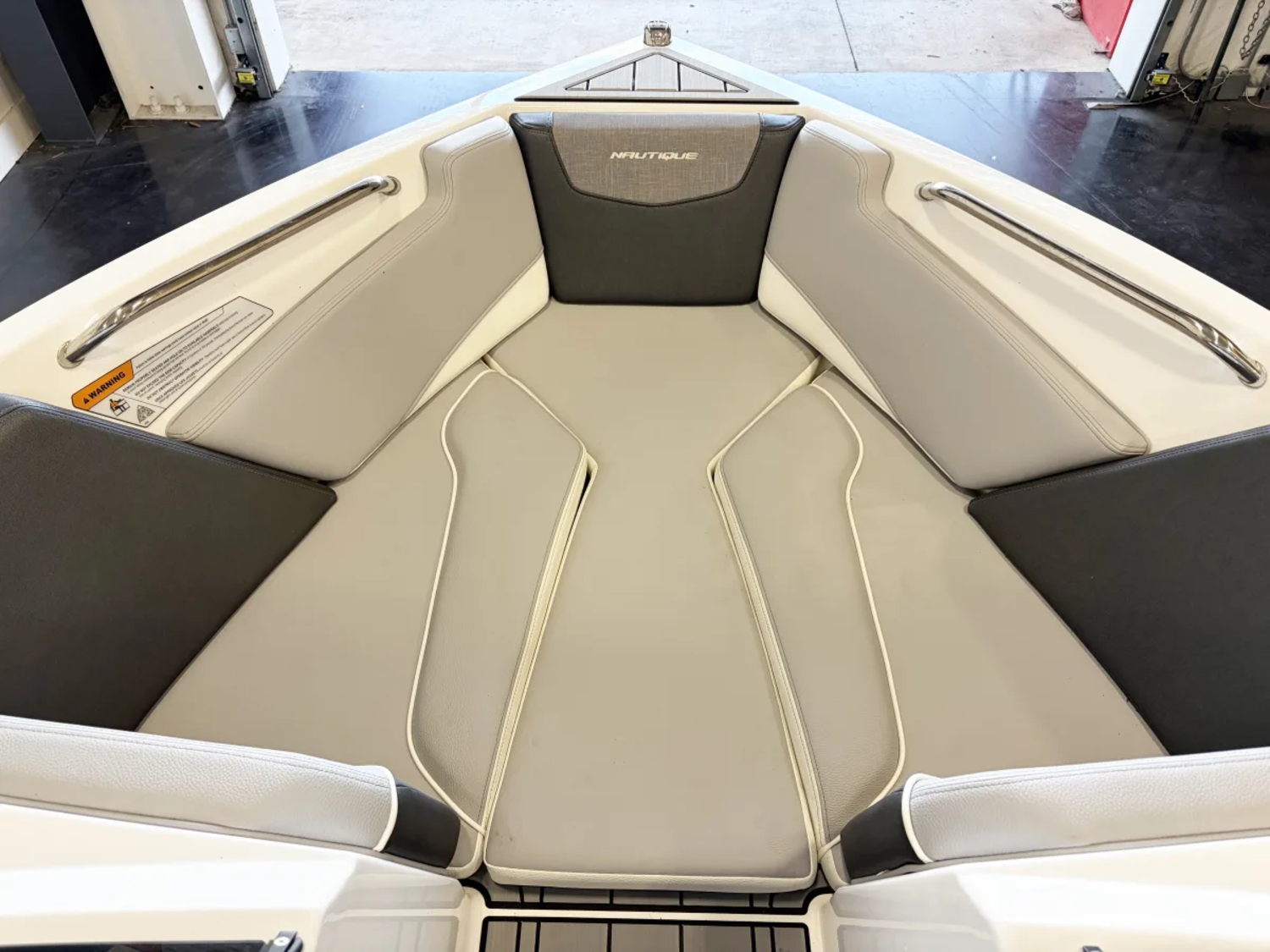 2024 Nautique Ski 200