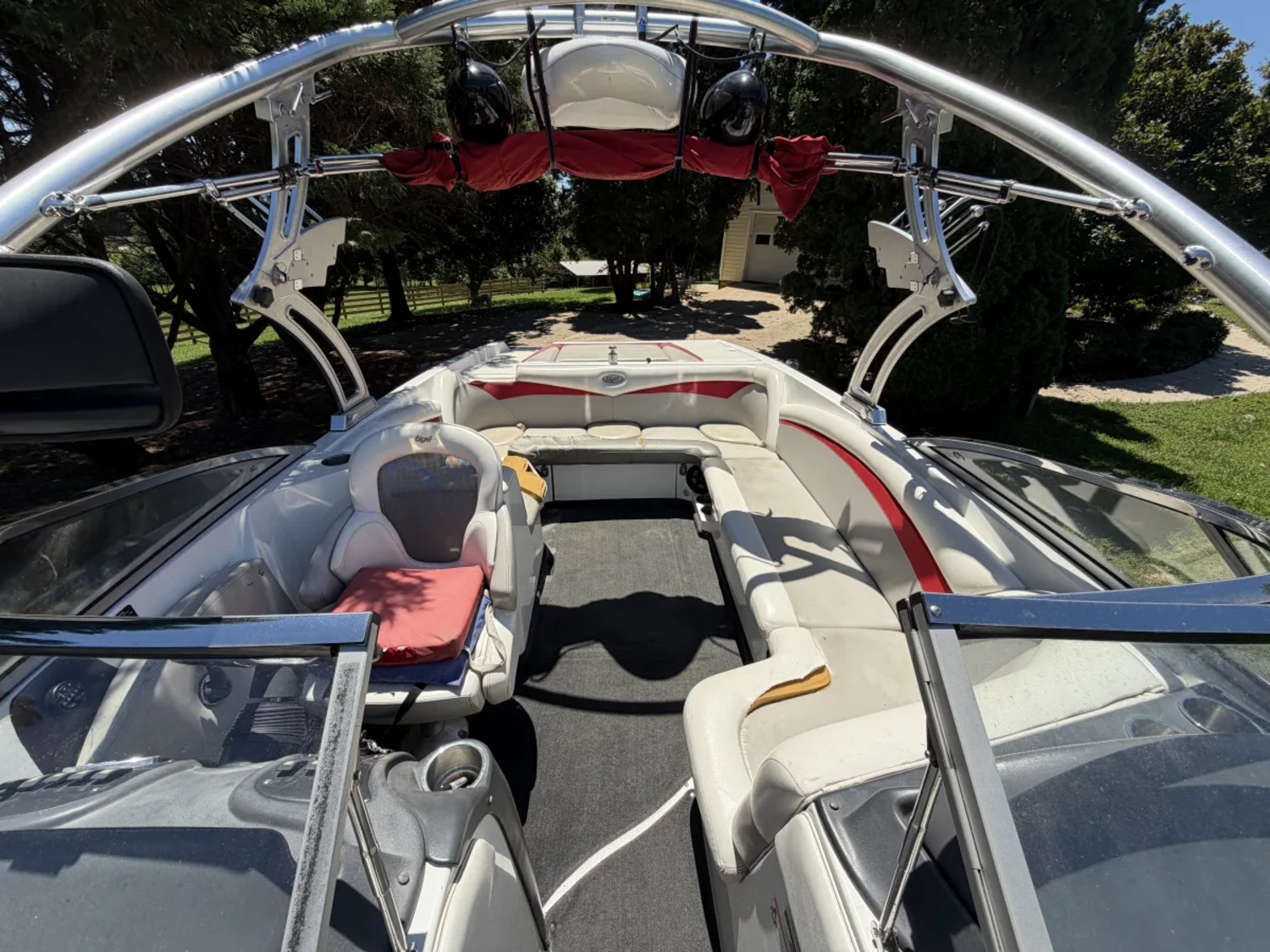 2008 Tige RZ4 24 Foot Wake Surf Boat - Wet Sounds JL Audio Ballast